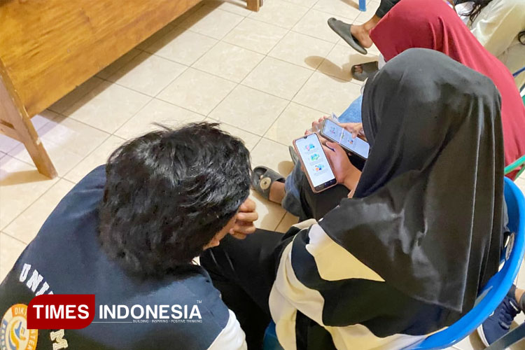 gencarkan-peduli-bencana,-kkn-unitomo-di-desa-widoro-sosialisasikan-inarisk-–-times-banyuwangi