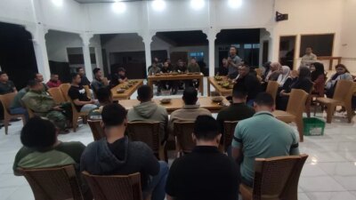 pisah-sambut-satgas-yonif-527-di-siliragung:-prajurit-baladibya-yudha-tinggalkan-jejak-manis-untuk-warga