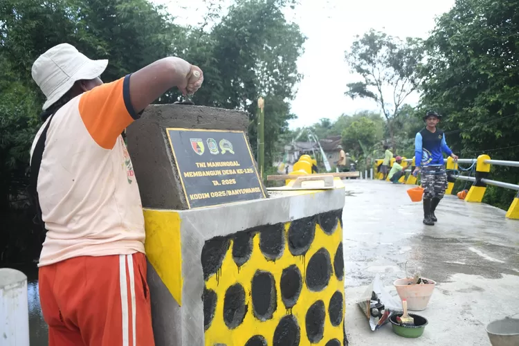 warga-girang!-jembatan-baru-di-silirsari-hasil-tmmd-tni-kini-siap-dilintasi