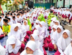 Shalawat Nariyah Serentak Warnai Doa Kebangsaan ASN dan Siswa Madrasah Kemenag Banyuwangi