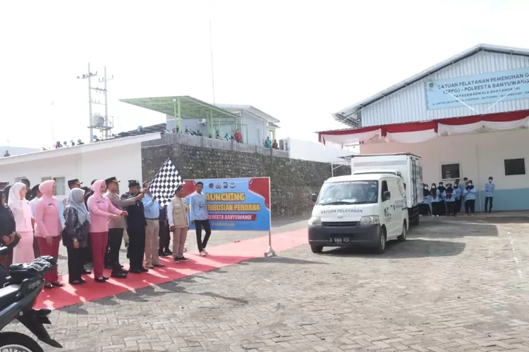 polresta-banyuwangi-bagi-makan-gratis,-ribuan-siswa-akan-terima-gizi-seimbang