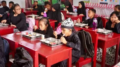 sudah-7-dapur-beroperasi,-penerima-program-makan-bergizi-gratis-di-banyuwangi-capai-16-ribu-pelajar