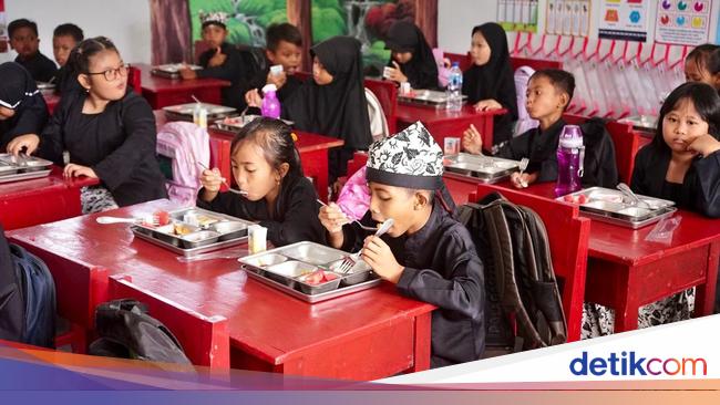 penerima-mbg-di-banyuwangi-tembus-16-ribu-pelajar
