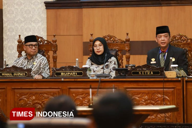 bupati-dan-dprd-banyuwangi-tegaskan-tidak-ada-kenaikan-tarif-pbb-2-–-times-banyuwangi