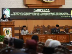 Rapat Paripurna DPRD Banyuwangi Sahkan Perda PDRD, Pastikan Tidak Ada Kenaikan Tarif PBB-P2
