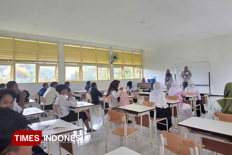 lewat-seminar-kesehatan-mental,-dinsos-banyuwangi-dorong-siswa-sekolah-rakyat-temukan-potensi-diri-–-times-banyuwangi
