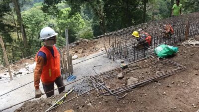 dilembur-21-jam,-pekerja-proyek-gumitir-kebagian-waktu-tidur-singkat