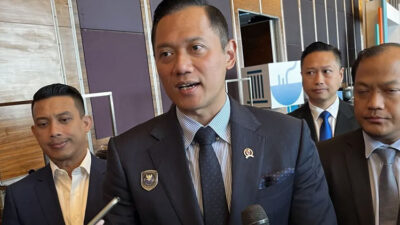ahy-tanggapi-usulan-gerbong-perokok:-pemerintah-fokus-pada-konektivitas-transportasi-–-times-banyuwangi