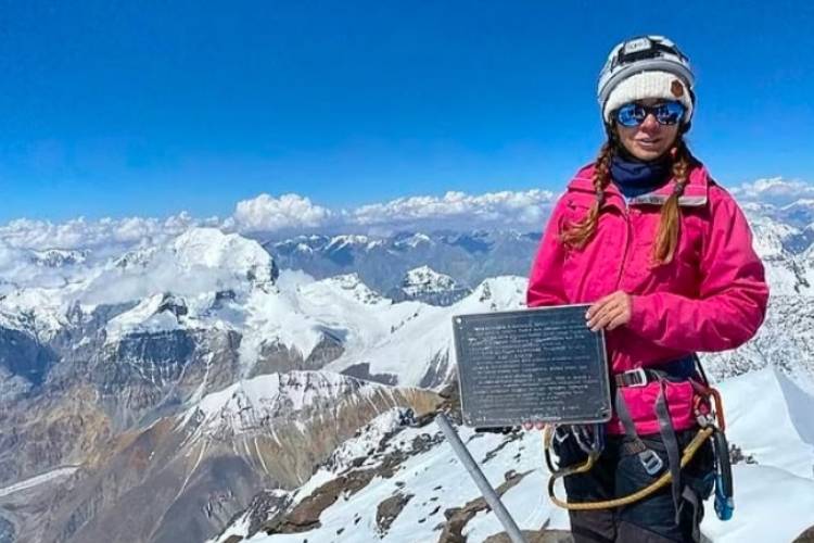 kisah-tragis-pendaki-rusia:-ditinggal-sendiri-di-puncak-beku,-ditunggu-mati-untuk-evakuasi-–-times-banyuwangi