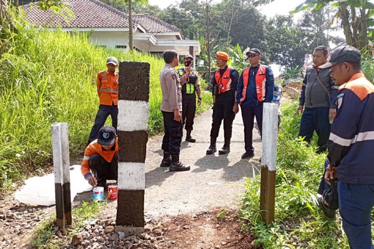 jaga-jalur-kereta-api,-pt-kai-daop-2-bandung-tutup-24-perlintasan-sebidang-tak-terjaga-–-times-banyuwangi