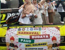 Adat dan Budaya Nusantara serta Barisan Lebah Hiasi Gebyar Karnaval Tingkat TK Kecamatan Kalibaru