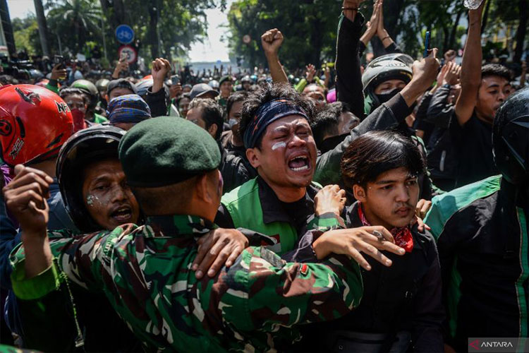 pbnu-serukan-kesabaran-aparat-dan-kedamaian-dalam-aksi-unjuk-rasa-–-times-banyuwangi
