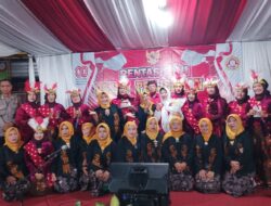 Peringati Dirgahayu RI, Warga Prejengan 1 Kado Kades Rogojampi Lagu Ulang Tahun