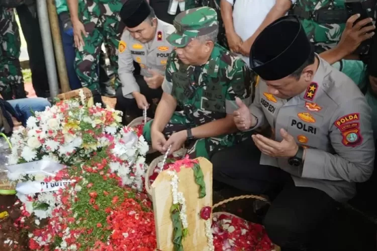 putus-sekolah-demi-bertahan-hidup,-affan-kurniawan-ojol-21-tahun-tewas-dilindas-rantis-brimob