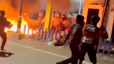 demo-ricuh-di-surabaya-merembet-ke-sidoarjo,-pos-polisi-waru-ikut-dibakar-–-times-banyuwangi