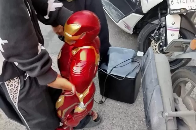 iron-man-digondol-penjarah,-rumah-ahmad-sahroni-di-tanjung-priok-dirusak-massa