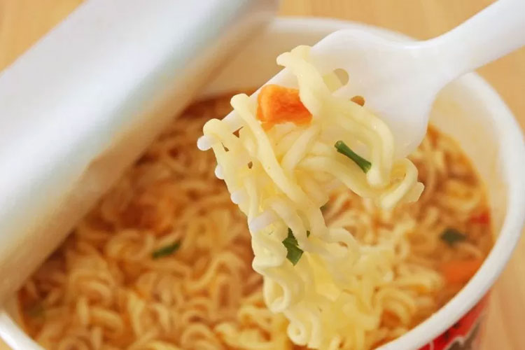 dokter-penyakit-dalam-ingatkan-risiko-ultra-processed-food-terhadap-kanker-usus-–-times-banyuwangi