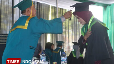 uimsya-blokagung-banyuwangi-wisuda-391-mahasiswa,-rektor:-jadikan-nilai-pesantren-sebagai-kompas-moral-–-times-banyuwangi