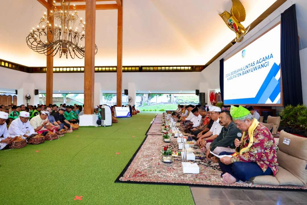 berbagai-elemen-masyarakat-di-banyuwangi-gelar-doa-bersama-untuk-kondusifitas-wilayah