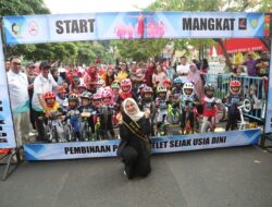 Gelar Duathlon Kids “Push Bike dan Atletik”, Bupati Ipuk: Latih Sportivitas dan Kurangi Waktu Main Gadget
