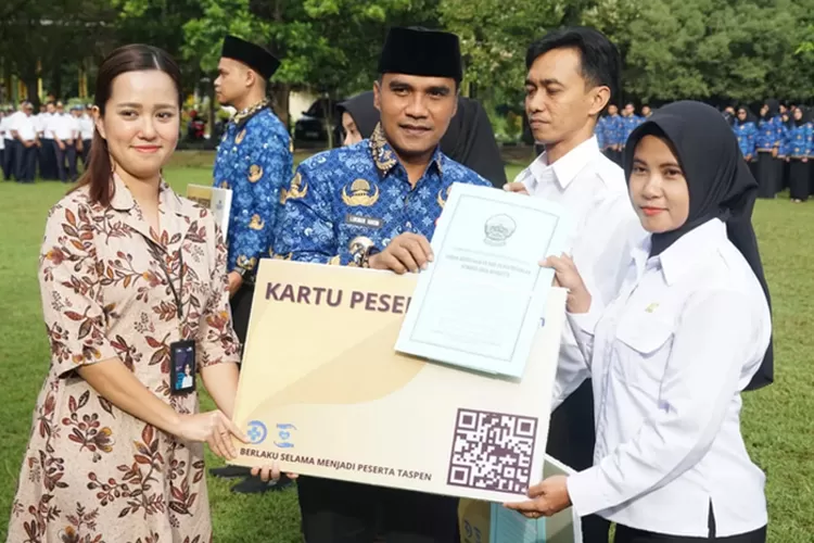 lebih-dari-1-juta-formasi-pppk-paruh-waktu-2025-diajukan,-peluang-honorer-jadi-asn-kian-terbuka!