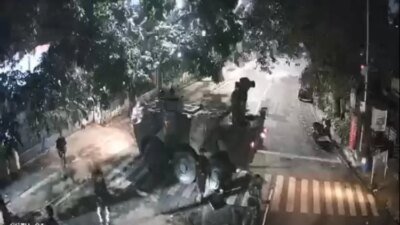 viral-polisi-serang-unisba,-polda-jabar:-gas-air-mata-terbawa-angin