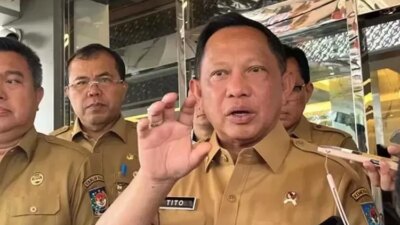 redam-gejolak-massa,-mendagri-tito-karnavian-desak-pemda-percepat-penyaluran-bansos