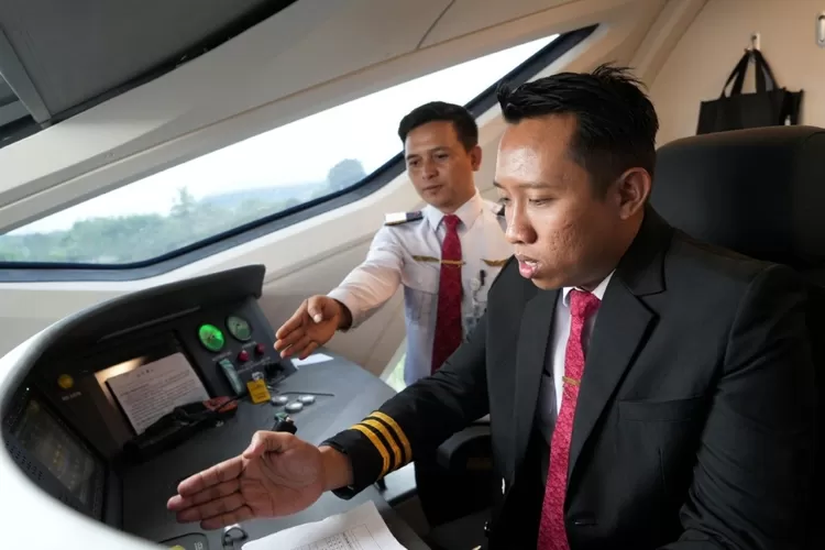 proses-panjang-masinis-kai-hingga-kendalikan-kereta-cepat-whoosh
