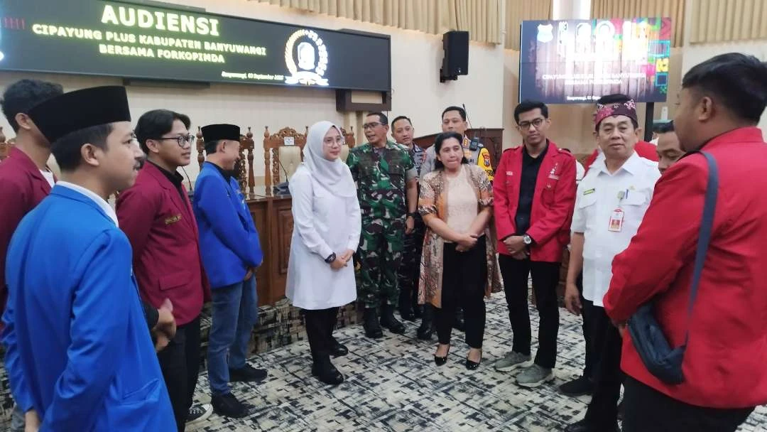 aliansi-mahasiswa-cipayung-plus-sampaikan-aspirasi-lewat-dialog-dengan-eksekutif-dan-legislatif