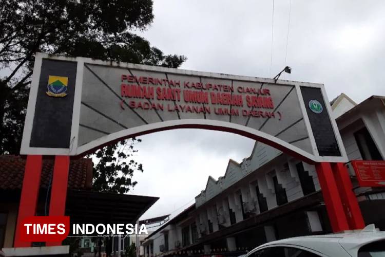 dugaan-keracunan-massal-nodai-mbg-di-cianjur,-siswa-mts-islamiyah-jalani-perawatan-–-times-banyuwangi