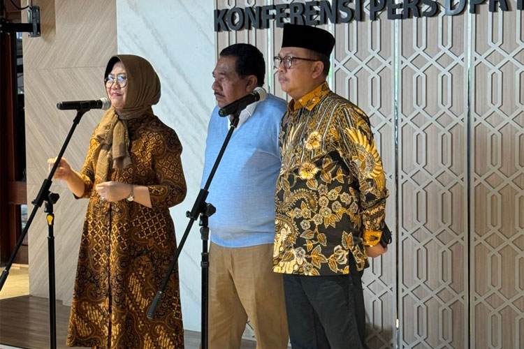 mujadalah-kiai-kampung-bertemu-puan-maharani,-dpr-ri-janji-lakukan-transformasi-–-times-banyuwangi
