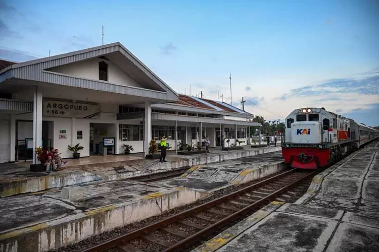 stasiun-argopuro-kembali-hidup!-pt-kai-siapkan-alternatif-baru-dan-peluang-ekonomi-banyuwangi