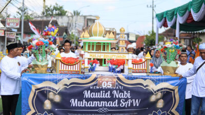 ribuan-telur-hias-semarakkan-tradisi-endhog-endhogan-maulid-nabi-di-banyuwangi-–-times-banyuwangi