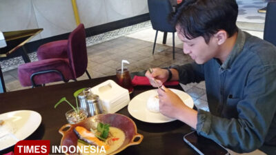 menikmati-lezatnya-hidangan-lodeh-salmon-ala-excotel-design-hotel-surabaya-–-times-banyuwangi
