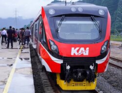 KAI Catat Lonjakan Penumpang KA Makassar–Parepare Agustus 2025