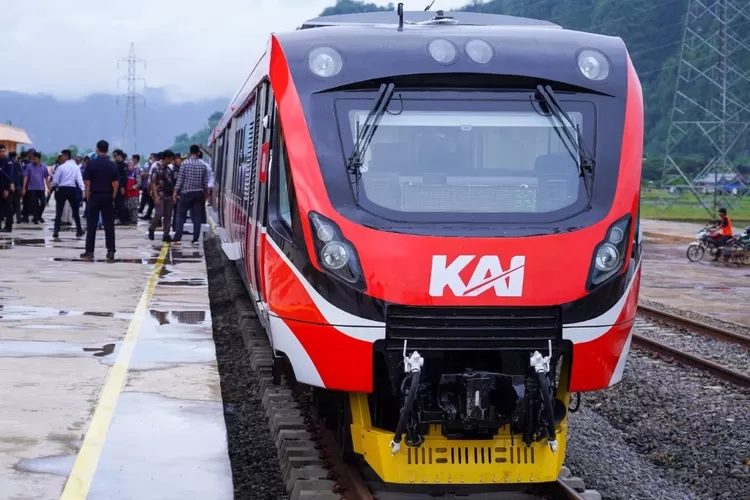 kai-catat-lonjakan-penumpang-ka-makassar–parepare-agustus-2025