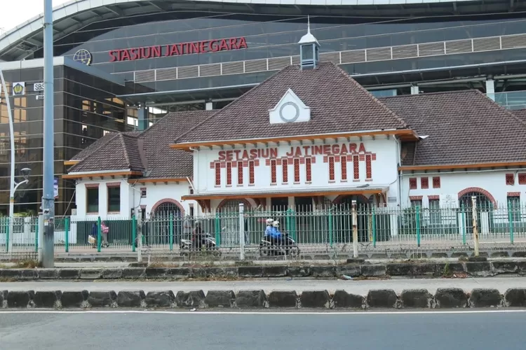 yogyakarta-hingga-surabaya-jadi-tujuan-favorit-penumpang-kai-saat-libur-maulid-nabi