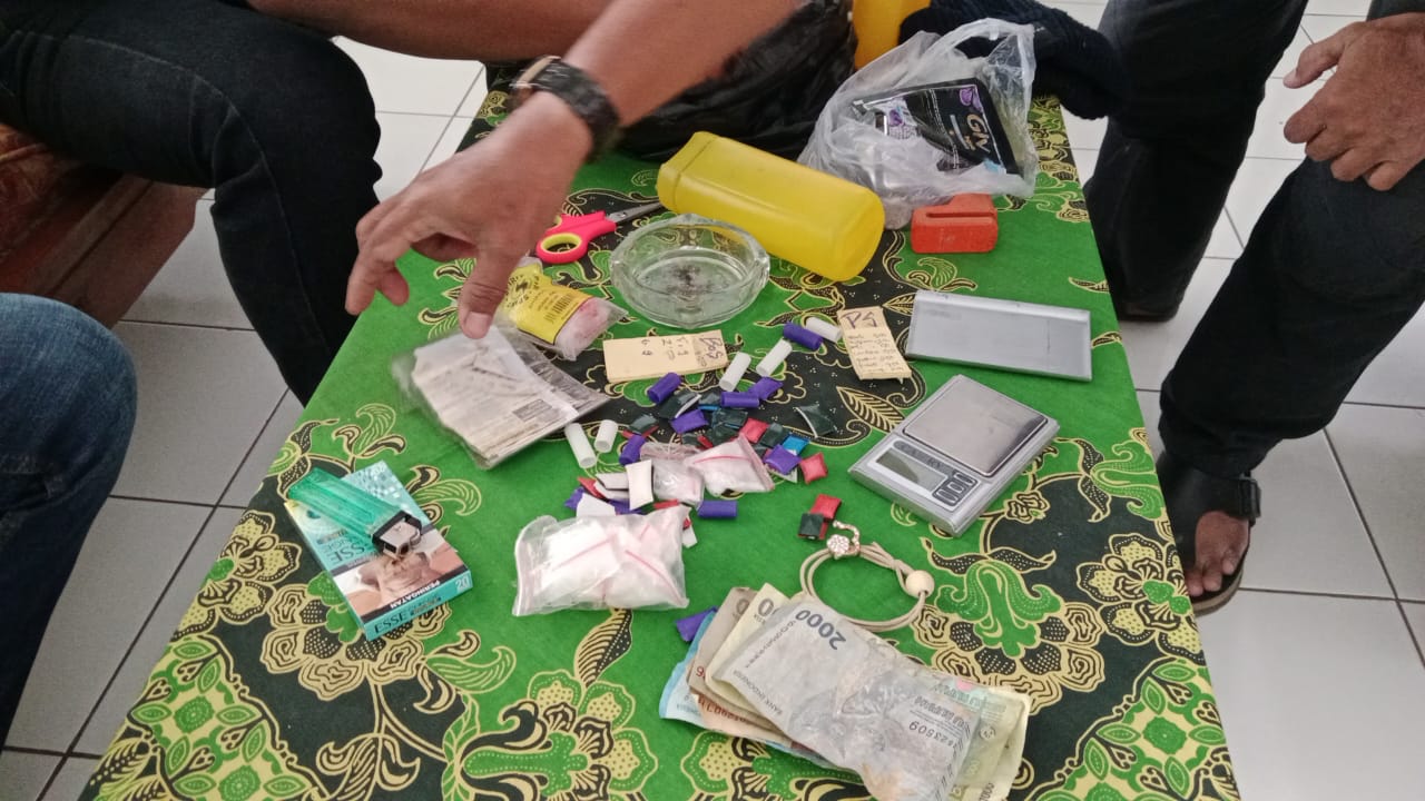 kodim-0825-banyuwangi-gagalkan-peredaran-puluhan-paket-sabu-di-rogojampi