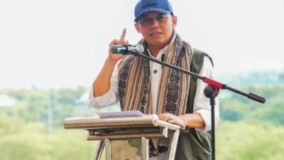 raja-juli-antoni-tidak-tahu-bermain-domino-dengan-eks-tersangka-pembalak-liar