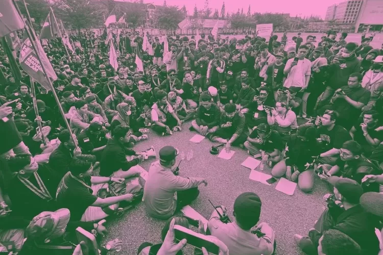 kenapa-foto-profil-pink-dan-hijau-ramai-dipakai-warganet?