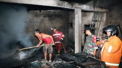 rumah-warga-di-banyuwangi-terbakar,-separuh-ludes!-pemilik-rugi-rp30-juta