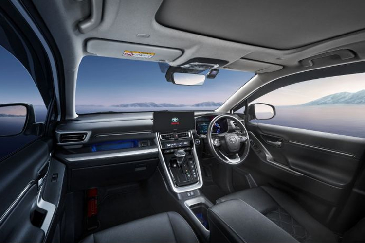 new-innova-zenix-2025-dibekali-fitur-canggih-hingga-interior-lebih-modern-–-times-banyuwangi