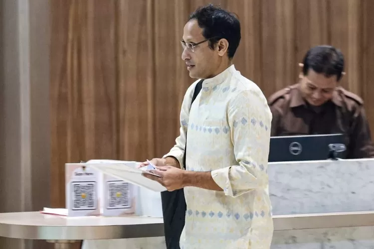 kritik-mahfud-md:-nadiem-makarim-tak-paham-birokrasi-pendidikan