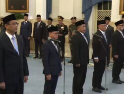 Siapa Menteri Baru Prabowo? Ini Daftar Lengkap Hasil Reshuffle 2025