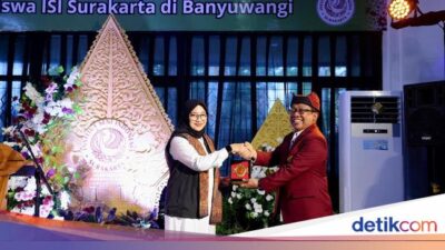 isi-surakarta-resmi-dibuka-di-banyuwangi,-ipuk:-wujudkan-mimpi-para-seniman