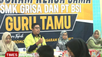 pt-bsi-latih-siswa-smk-di-banyuwangi,-mulai-produksi-kue-hingga-marketing-online-–-times-banyuwangi