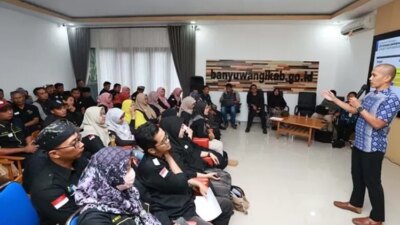 warga-bisa-daftar-lewat-hp!-banyuwangi-ditunjuk-presiden-jadi-proyek-digitalisasi-bansos-nasional