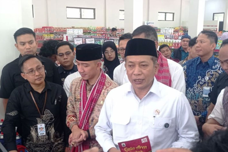 menkop-ferry:-presiden-ingin-koperasi-jadi-soko-guru-ekonomi-–-times-banyuwangi