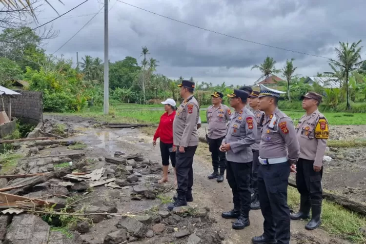 14-titik-kerusakan-infrastruktur-akibat-banjir-di-tabanan-bali,-biaya-perbaikan-capai-rp16,25-miliar