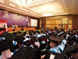 Hadiri Wisuda Politeknik Negeri Banyuwangi, Bupati Ipuk: Jadilah SDM Unggul Yang Adaptif, Kreatif, Kolaboratif dan Inovatif